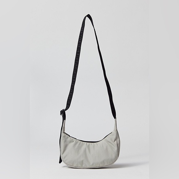 BAGGU Mini Nylon Crescent Bag in Grey- UO Exclusive - Picture 3 of 5